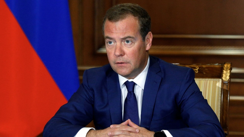 Медведев рассказал, что обсуждал с Путиным итоги прошедших выборов