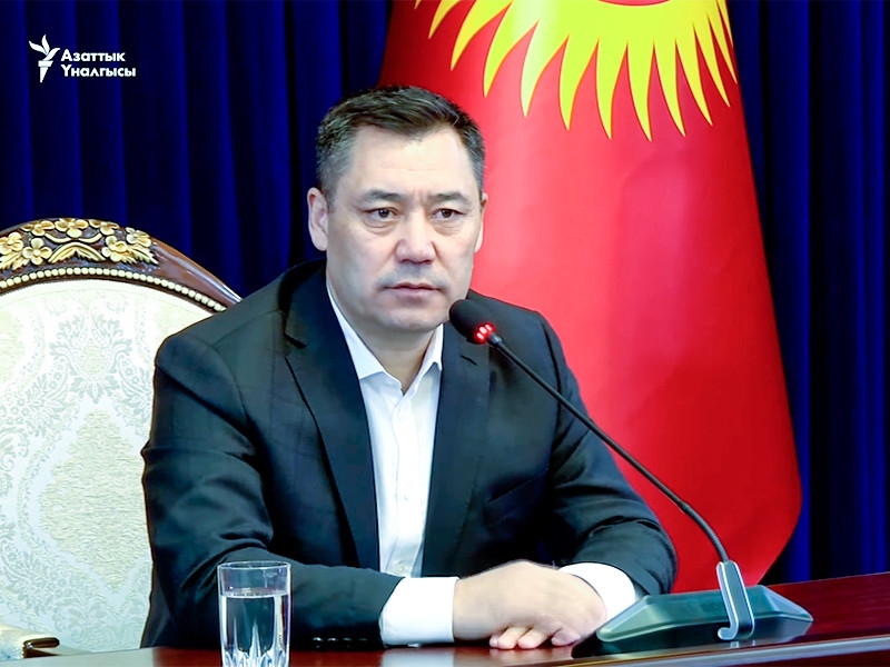 Новый премьер Киргизии анонсировал скорую отставку президента