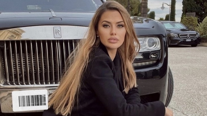 Виктория Боня отправилась по московским салонам красоты 