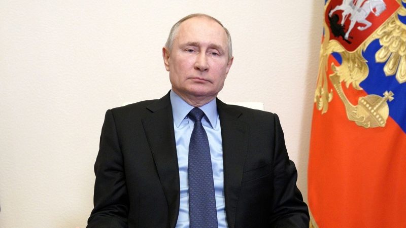 Путин в понедельник проведет совещание по развитию Крыма