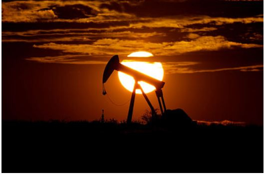 Цене на нефть пообещали падение до 10 долларов
