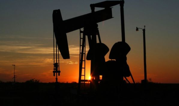 Рост запасов нефти в США оказался меньше прогноза