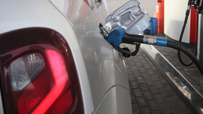 Эксперт спрогнозировал эффект от возможной корректировки демпфера цен на бензин