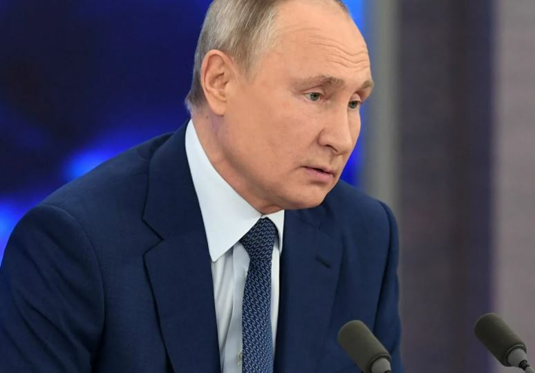 Путин назвал преждевременным отказ от нефти и газа