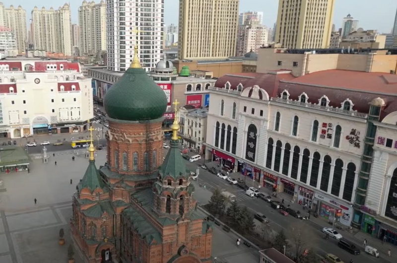 Туристы поехали в китайскую Россию чтобы насладиться русским духом